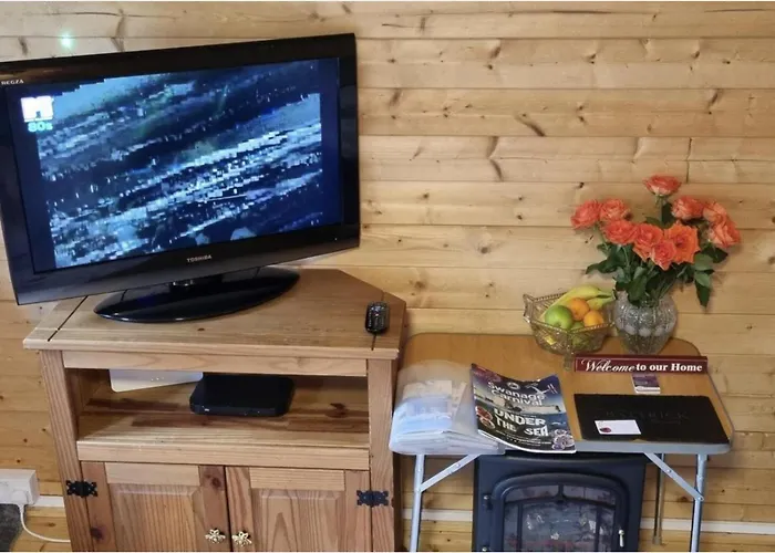 Glamping Cabin - Great For Hikers - Breakfast Inc!